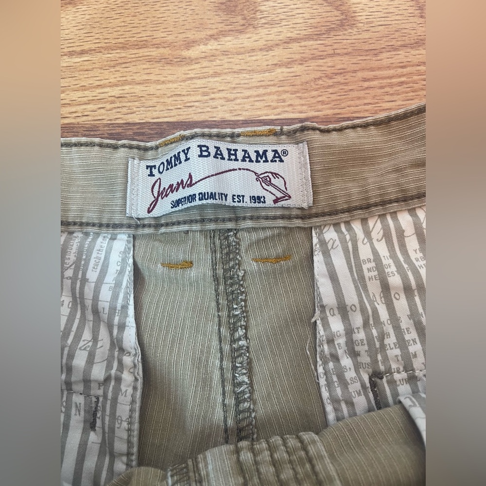 Tommy Bahama Denim Tan Khaki Mens Chino Summer Shorts Size 34 - Picture 4 of 7